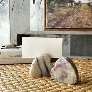 🌴 Loving Heart-Shaped Stone Marble Place cards Holders